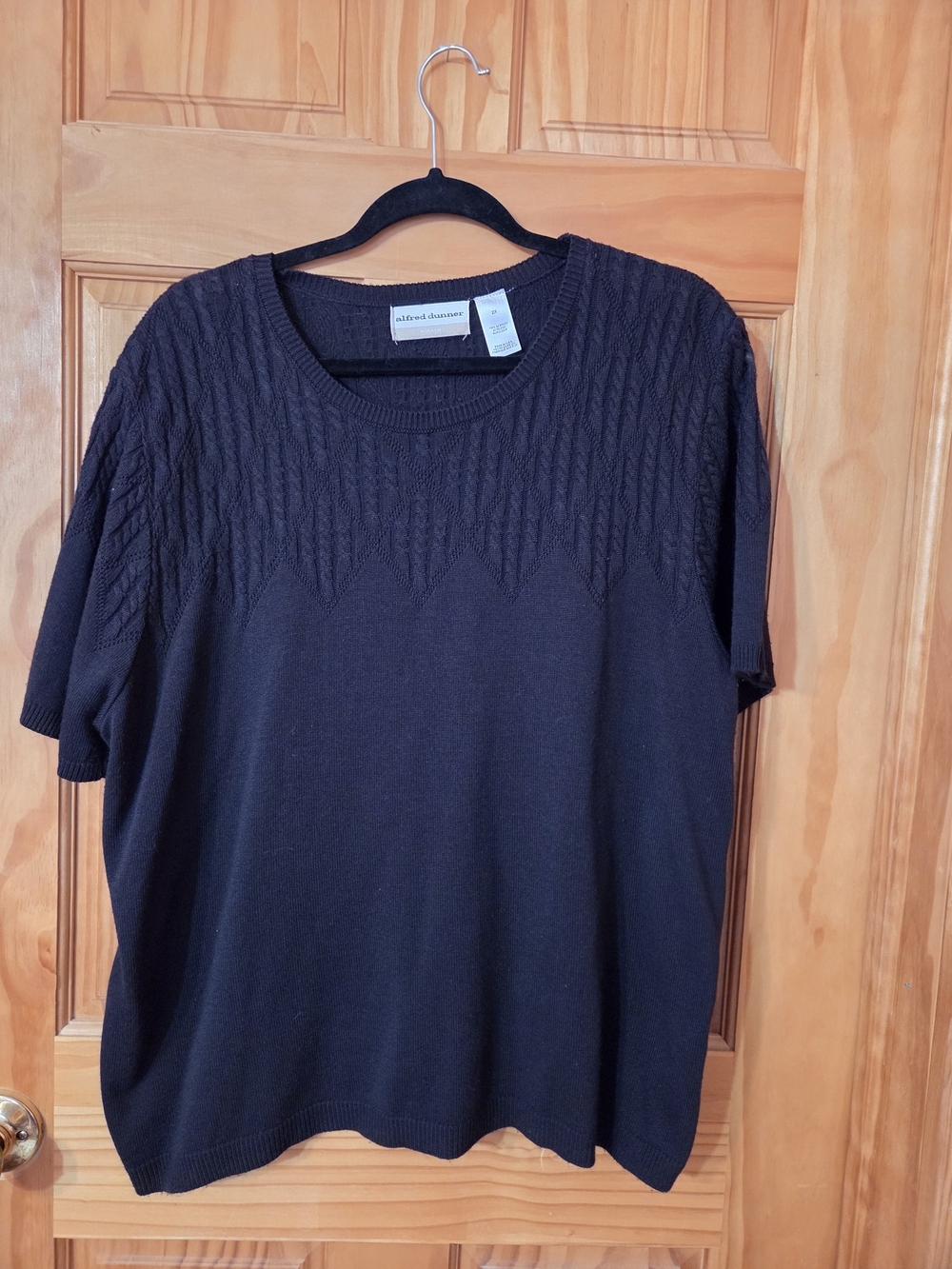 Alfred Dunner Black Short-Sleeve Knit Top